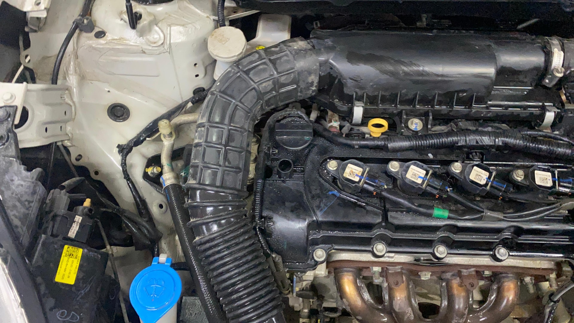 View 2020 Maruti Suzuki 1000 Base Variant Image 23 Used 2020 Maruti Suzuki 1000 Base Variant Image 23