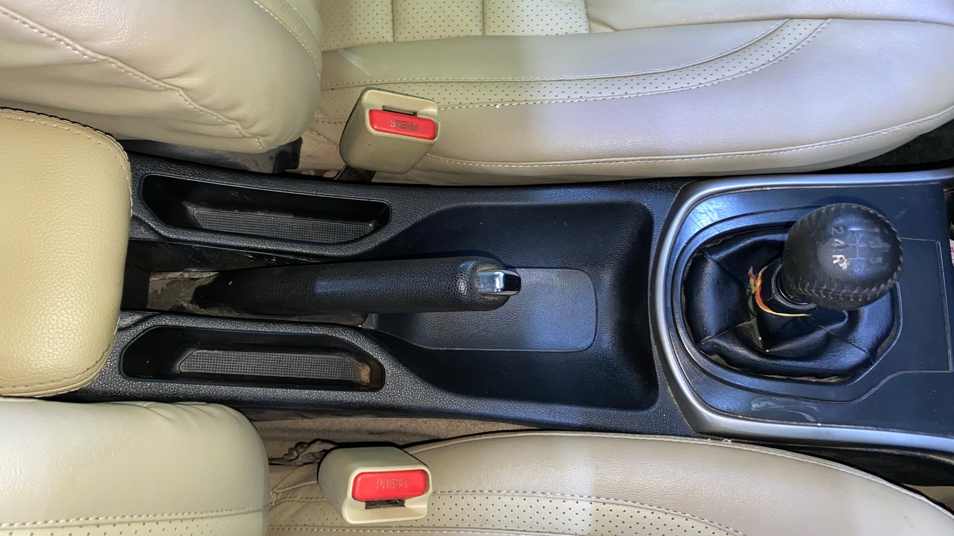 View 2017 Honda City ZX MT Diesel Anniversary Edition Image 41 Used 2017 Honda City ZX MT Diesel Anniversary Edition Image 41