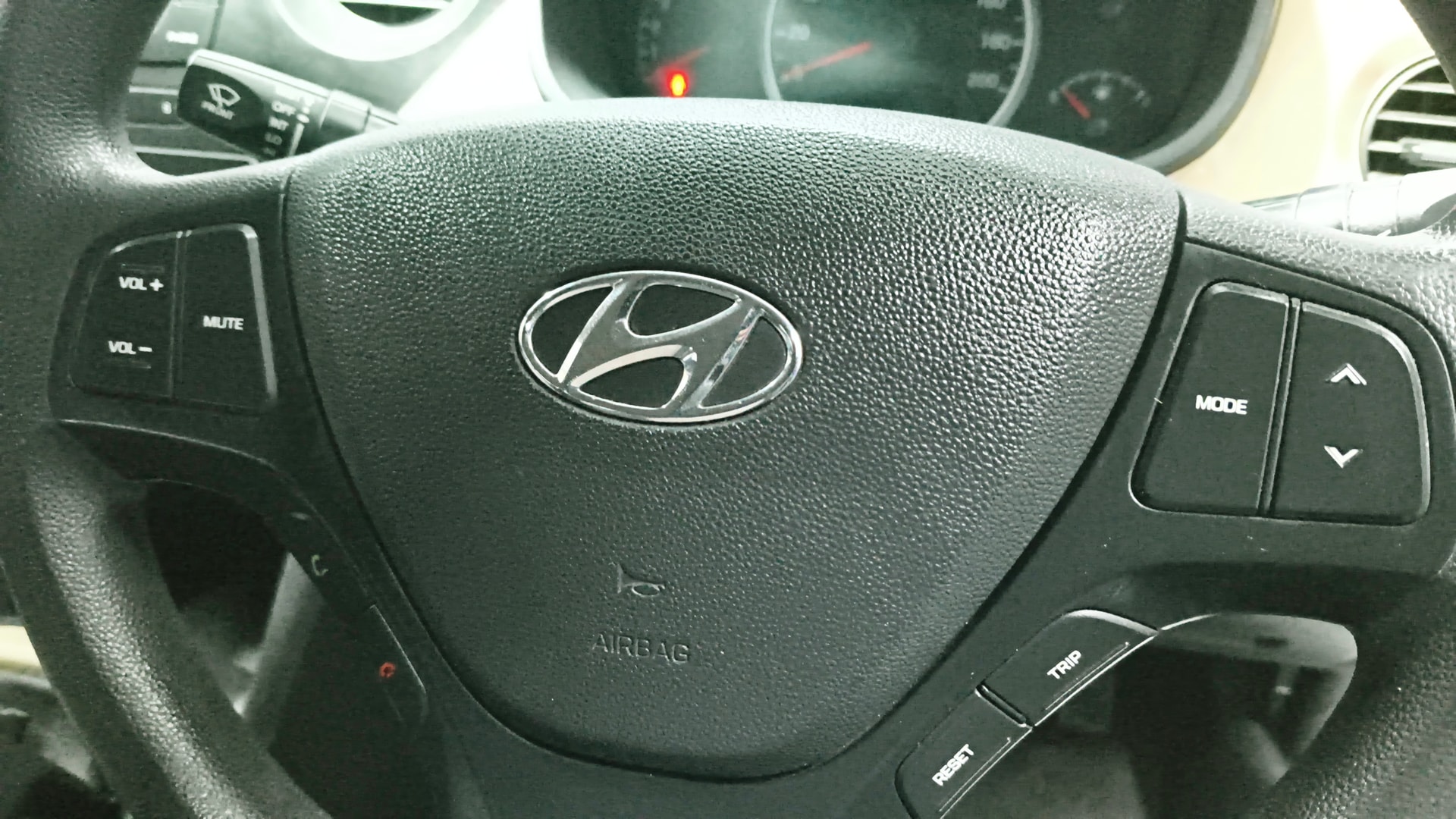 View 2019 Hyundai Grand i10 Magna 1.2 Kappa VTVT Image 3 Used 2019 Hyundai Grand i10 Magna 1.2 Kappa VTVT Image 3
