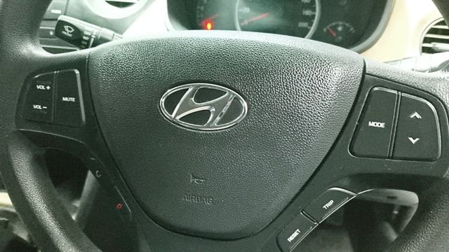 View Hyundai Grand i10 Image 3 Used Hyundai Grand i10 Image 3