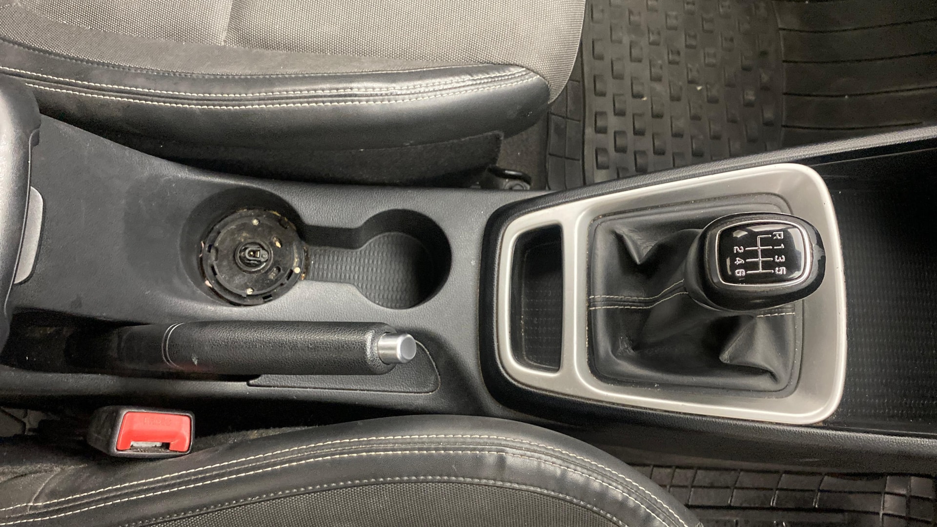 View 2019 Hyundai Venue E 1.2 Petrol BS IV Image 40 Used 2019 Hyundai Venue E 1.2 Petrol BS IV Image 40