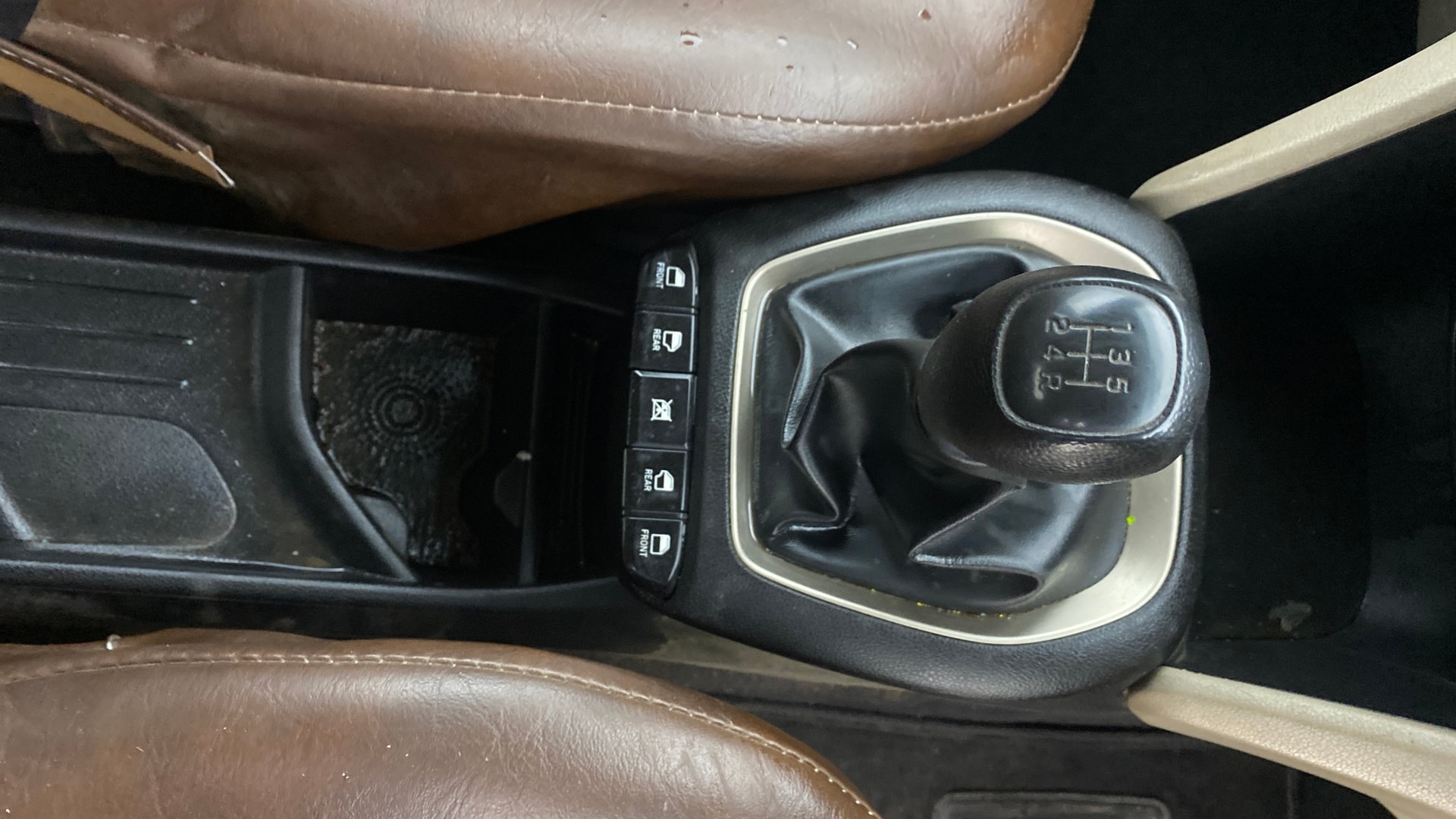 View 2019 Hyundai New Santro D-Lite Petrol Image 37 Used 2019 Hyundai New Santro D-Lite Petrol Image 37