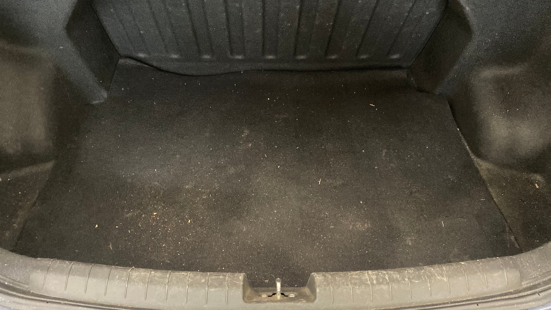 View 2015 Hyundai Xcent S Petrol Image 10 Used 2015 Hyundai Xcent S Petrol Image 10