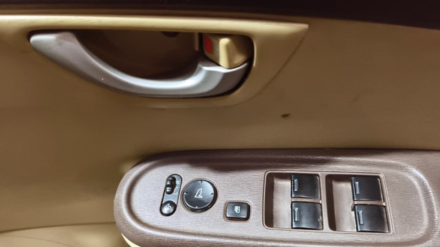 View Honda Amaze Image 32 Used Honda Amaze Image 32