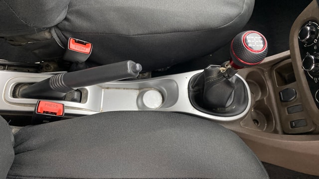 View Renault Duster Image 39 Used Renault Duster Image 39