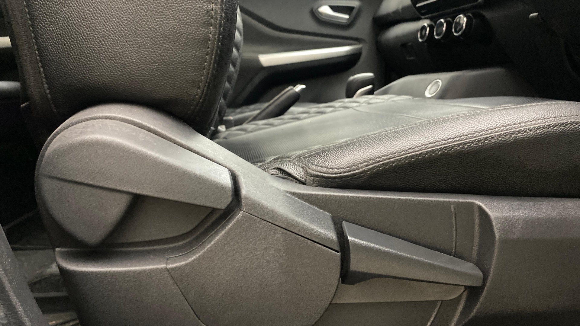 View 2022 Nissan Magnite XE Image 18 Used 2022 Nissan Magnite XE Image 18