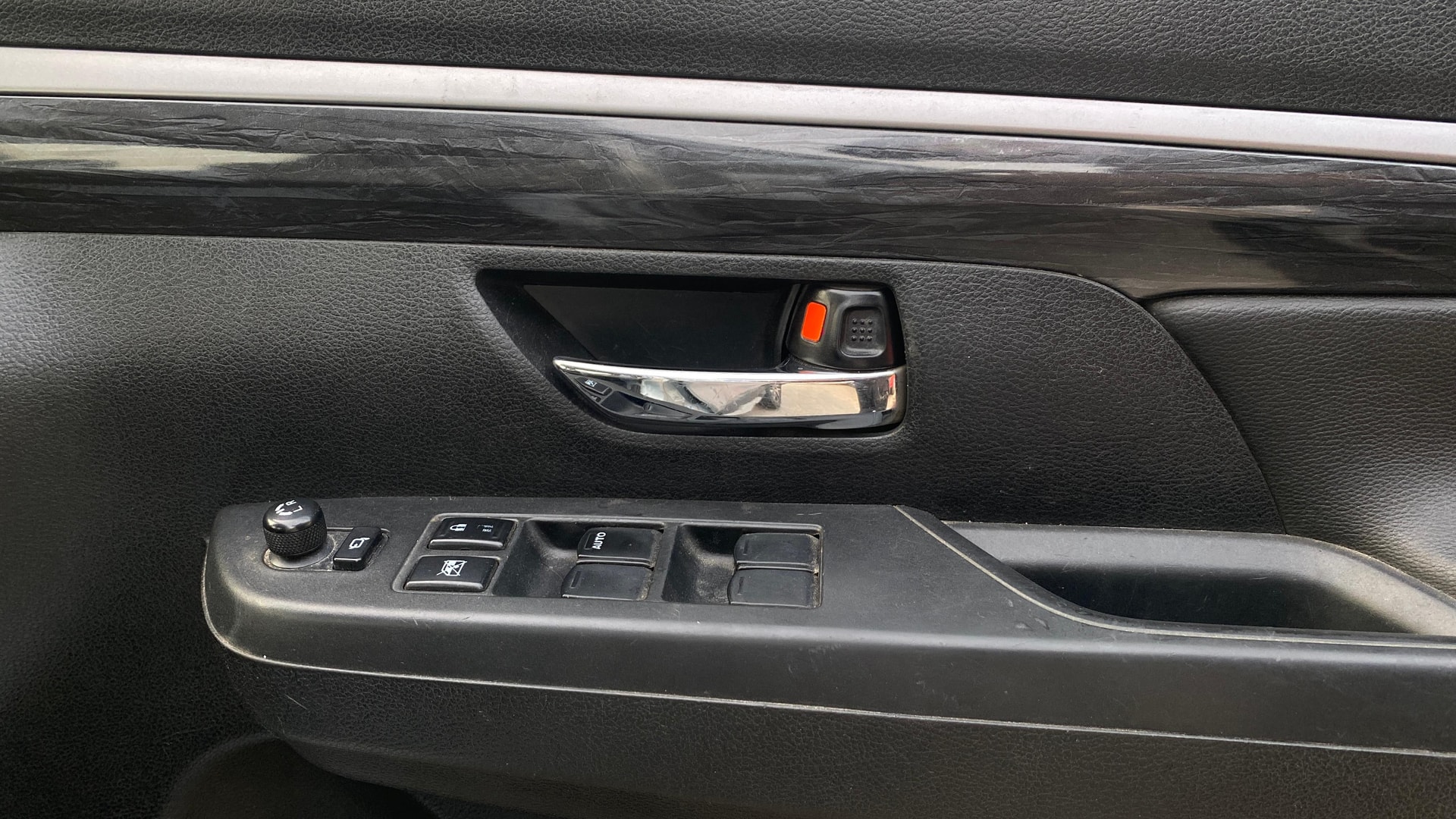 View 2022 Maruti Suzuki 1000 Base Variant Image 35 Used 2022 Maruti Suzuki 1000 Base Variant Image 35