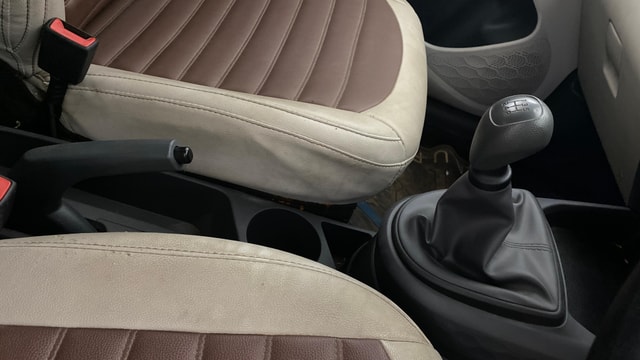 View Hyundai Aura Image 38 Used Hyundai Aura Image 38