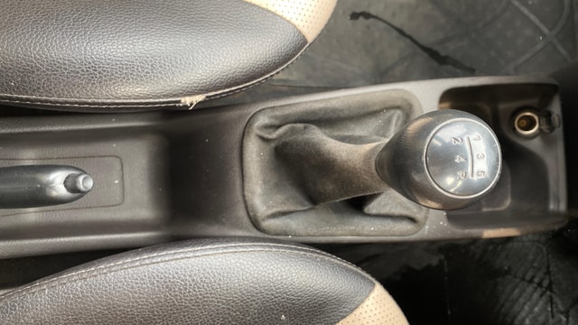 View Hyundai EON Image 38 Used Hyundai EON Image 38