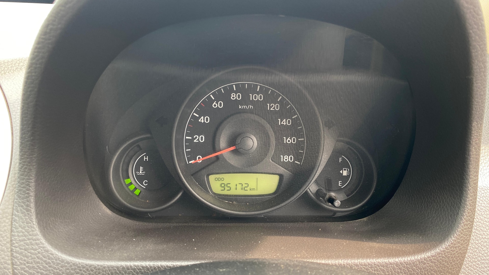 View 2015 Hyundai EON Era Plus Image 19 Used 2015 Hyundai EON Era Plus Image 19
