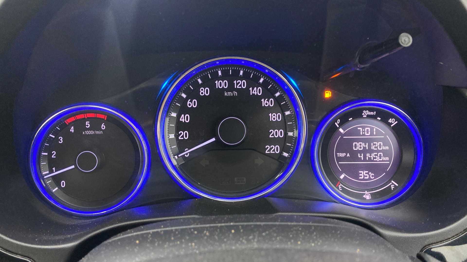 View 2016 Honda City ZX MT Diesel Anniversary Edition Image 34 Used 2016 Honda City ZX MT Diesel Anniversary Edition Image 34