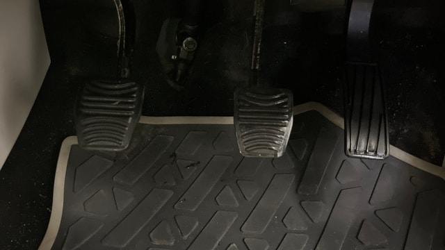 View Mahindra XUV300 Image 9 Used Mahindra XUV300 Image 9