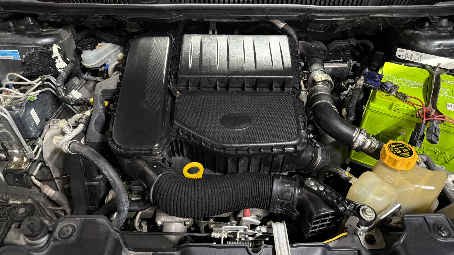 View 2024 Tata Curvv Smart 1.2 Revotron Petrol 6MT Image 43 Used 2024 Tata Curvv Smart 1.2 Revotron Petrol 6MT Image 43