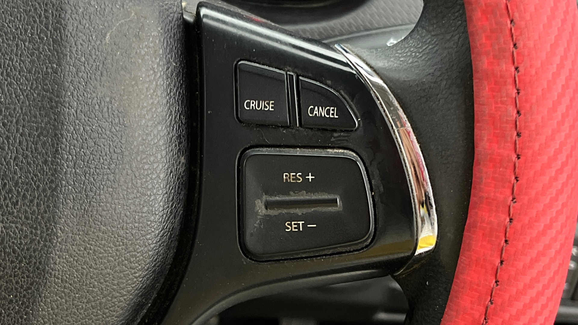 View 2022 Toyota Urban Cruiser High MT Image 3 Used 2022 Toyota Urban Cruiser High MT Image 3