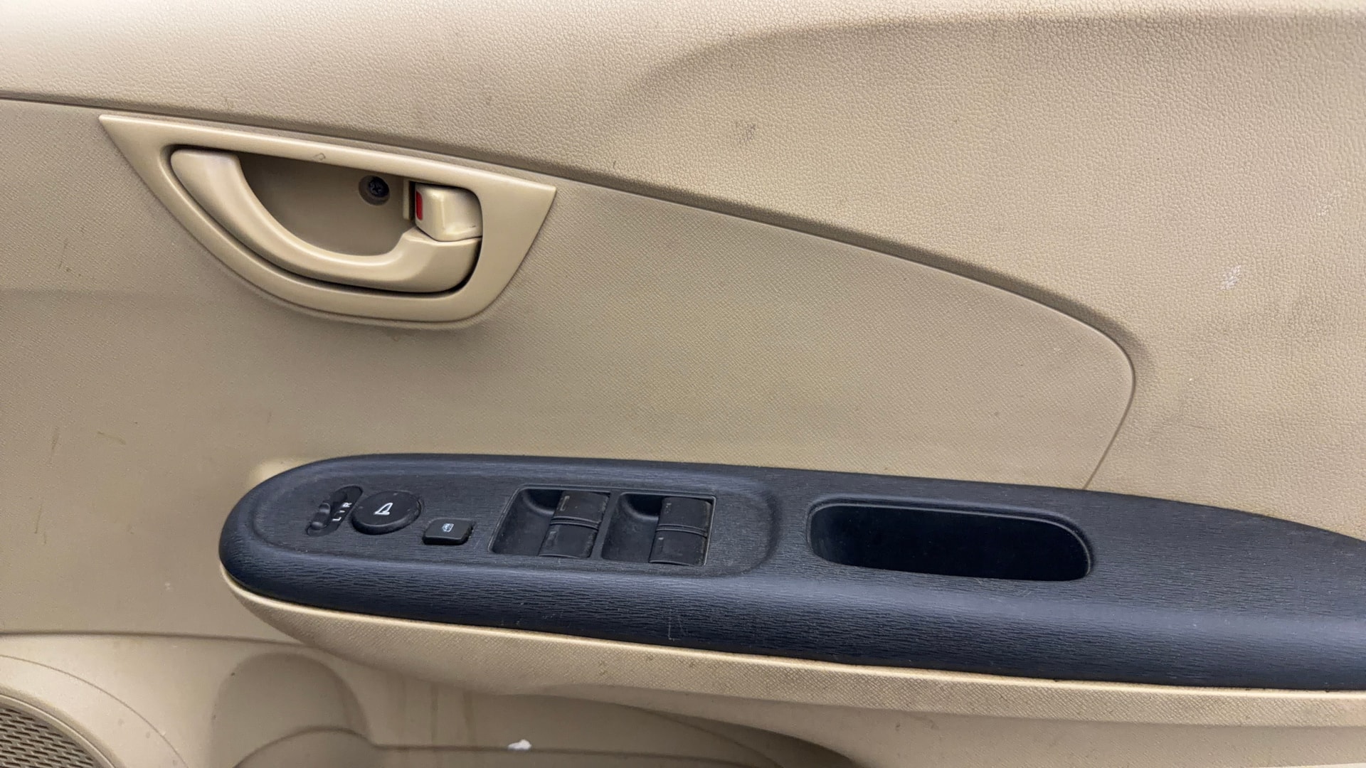 Used 2016 Honda Amaze Used 2016 Honda Amaze