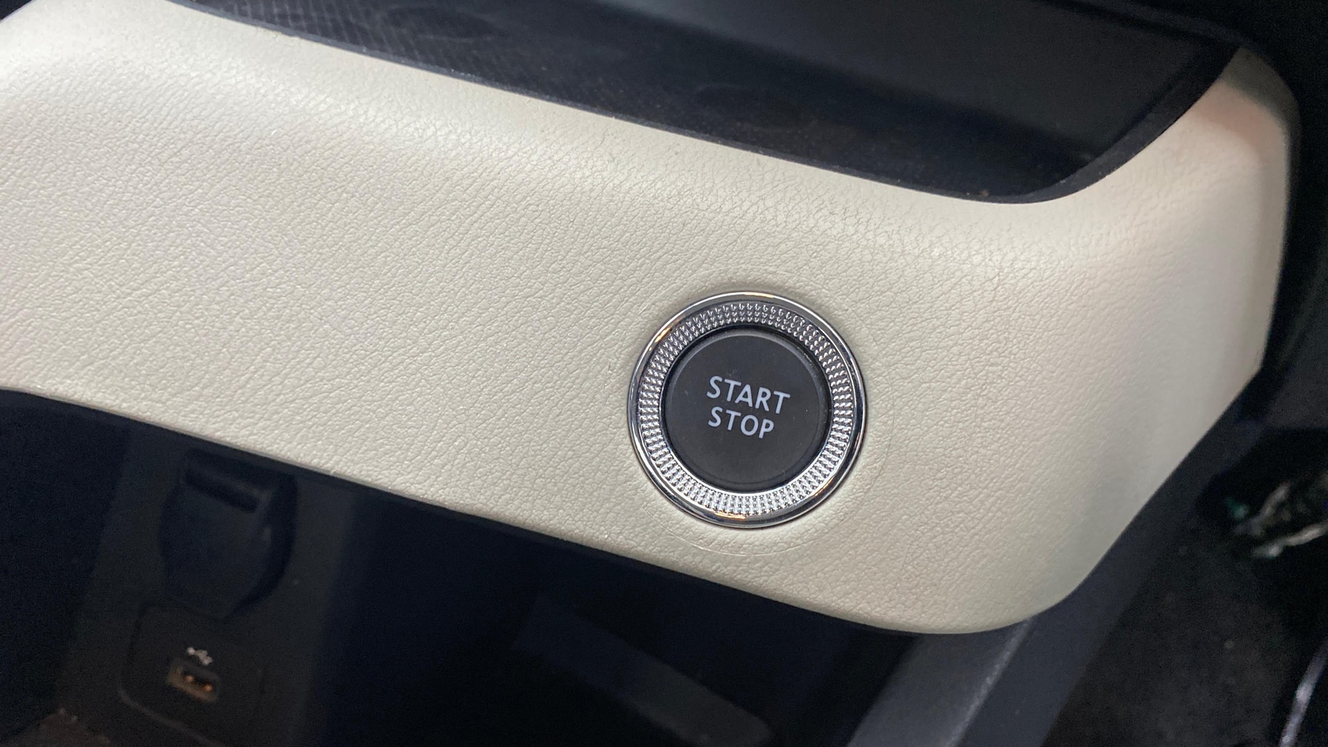 View 2023 Nissan Magnite XV Image 34 Used 2023 Nissan Magnite XV Image 34