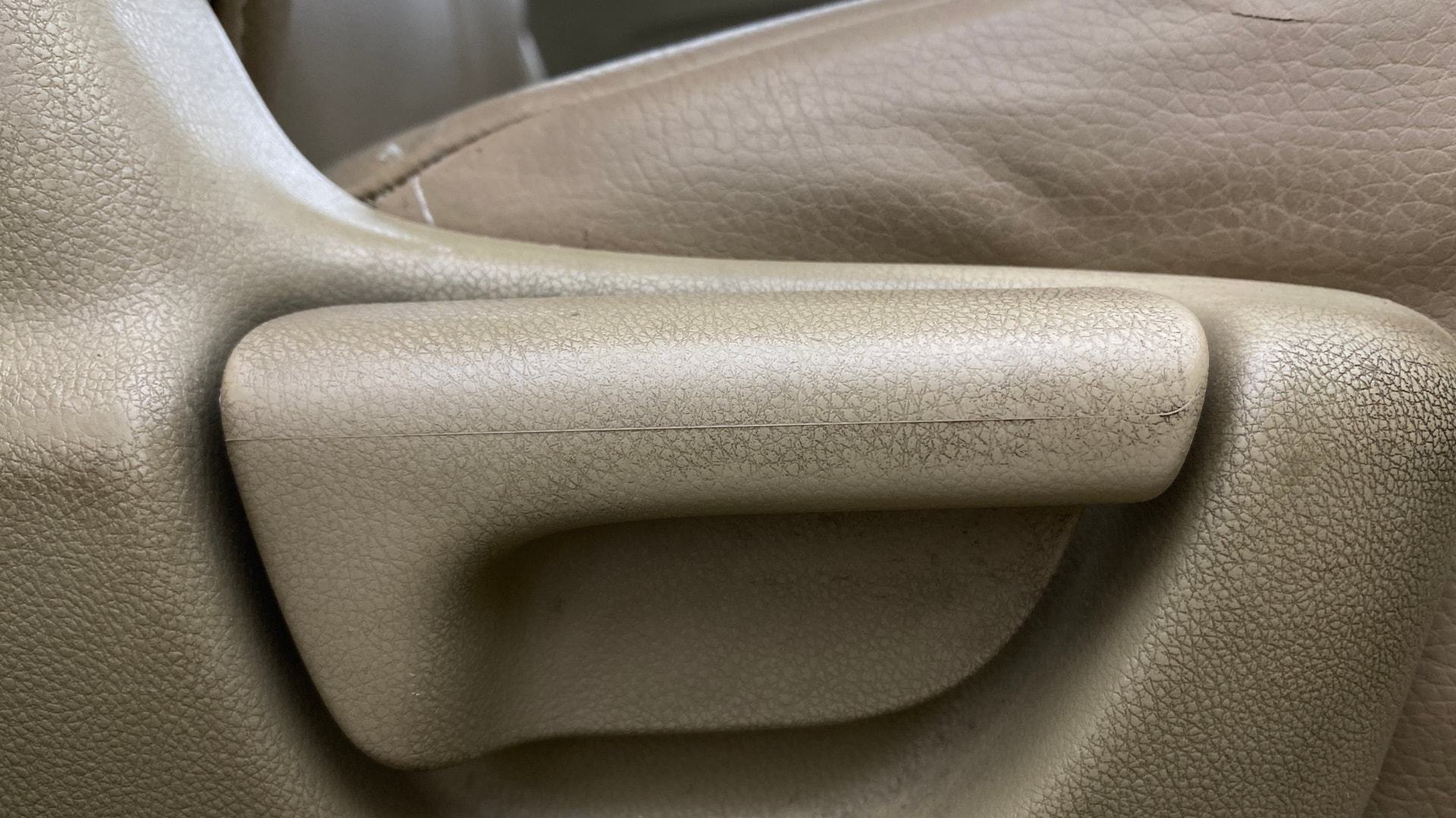 View 2014 Honda Amaze E MT Petrol BS IV Image 18 Used 2014 Honda Amaze E MT Petrol BS IV Image 18