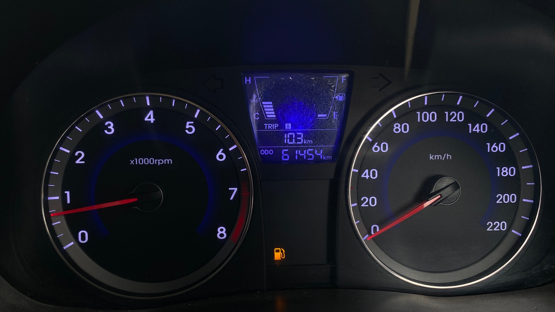 View 2014 Hyundai Fluidic Verna 1.6 VTVT SX Image 35 Used 2014 Hyundai Fluidic Verna 1.6 VTVT SX Image 35