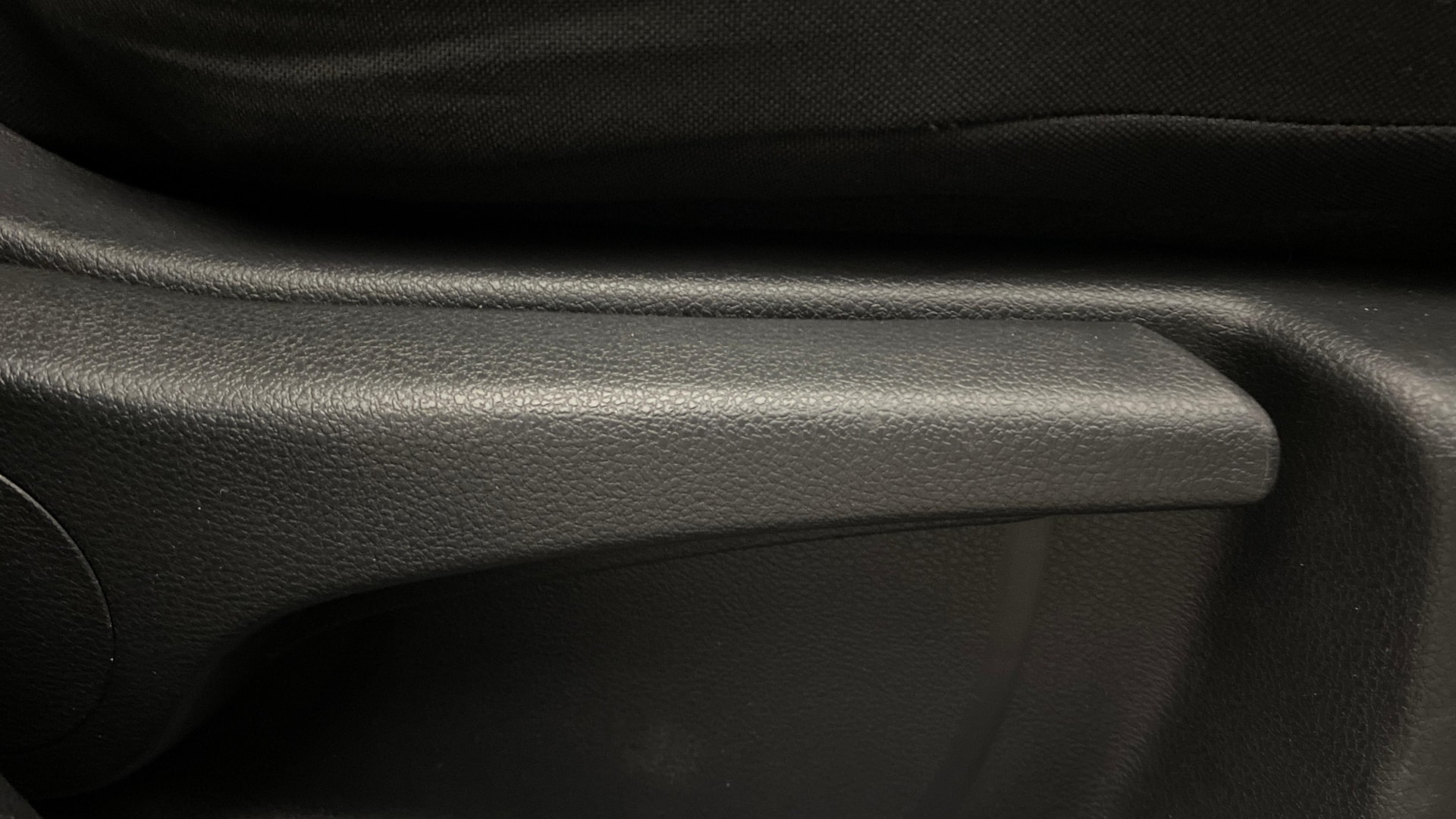 View 2018 Renault Captur RXT Mono Diesel Image 10 Used 2018 Renault Captur RXT Mono Diesel Image 10