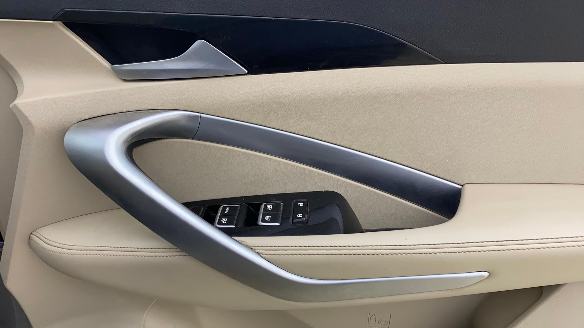 View 2021 MG Hector Sharp CVT Petrol Image 40 Used 2021 MG Hector Sharp CVT Petrol Image 40