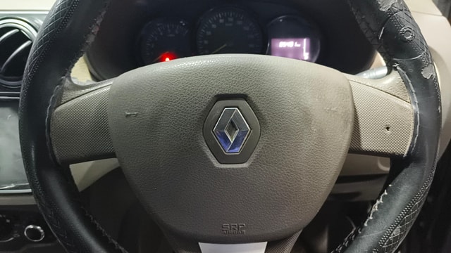 View Renault Lodgy Image 3 Used Renault Lodgy Image 3