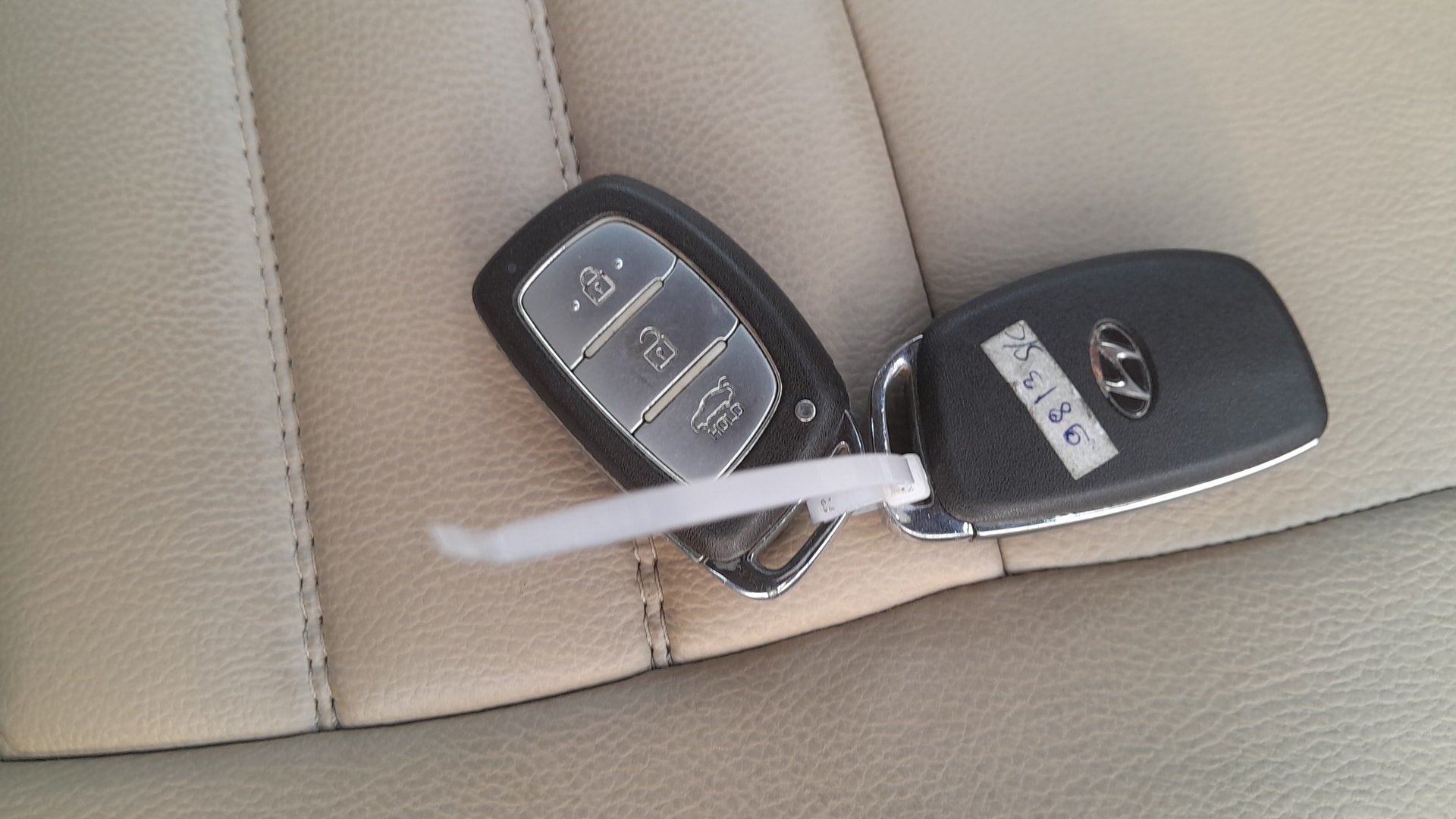 View 2014 Hyundai Xcent S AT (O) Petrol Image 27 Used 2014 Hyundai Xcent S AT (O) Petrol Image 27