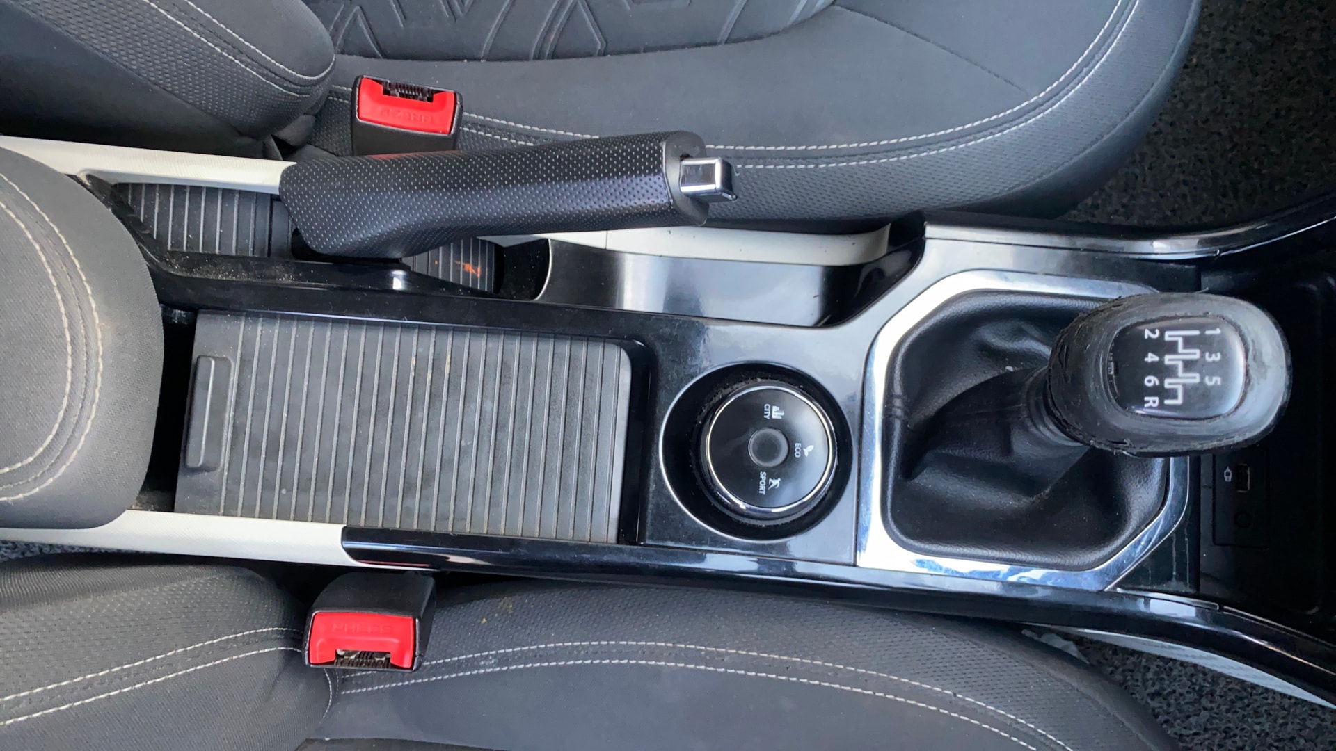 View 2020 Tata Nexon Revotron XE Image 44 Used 2020 Tata Nexon Revotron XE Image 44
