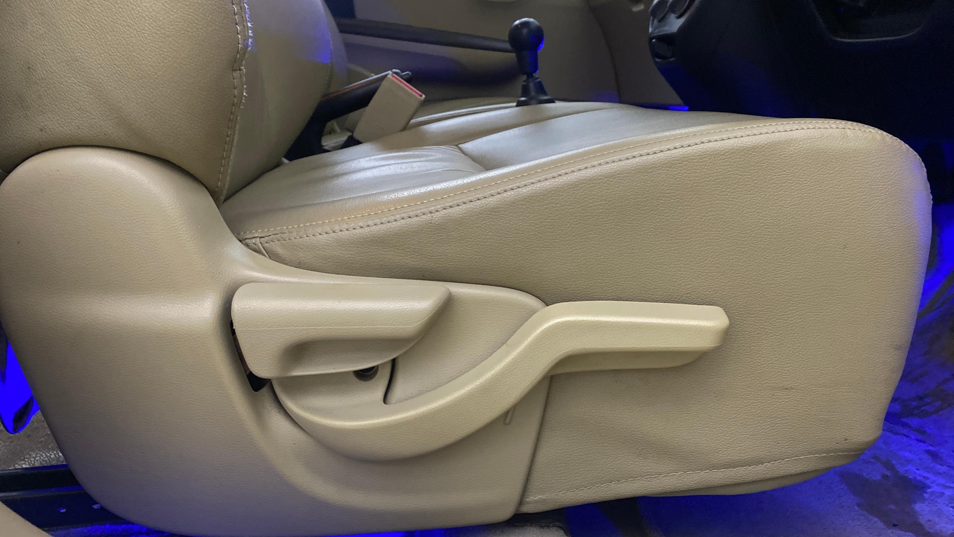 View 2013 Honda Amaze E MT Petrol BS IV Image 18 Used 2013 Honda Amaze E MT Petrol BS IV Image 18