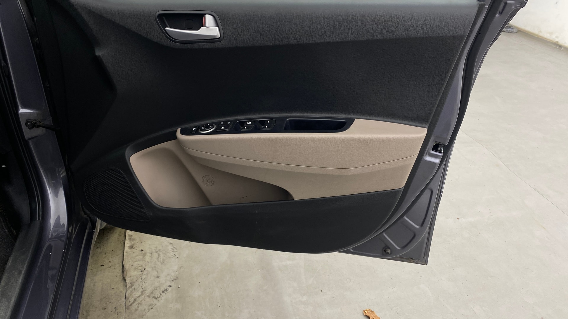 View 2019 Hyundai Grand i10 Sportz 1.2 Kappa Image 33 Used 2019 Hyundai Grand i10 Sportz 1.2 Kappa Image 33