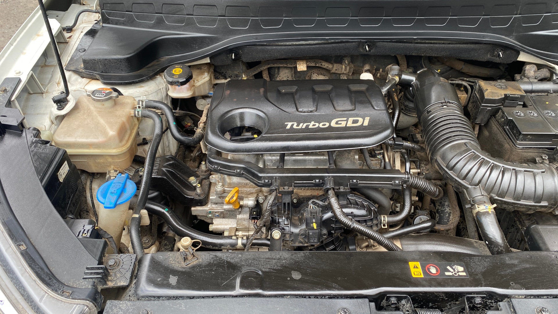 View 2023 Kia Sonet HTX Plus iMT Petrol Image 3 Used 2023 Kia Sonet HTX Plus iMT Petrol Image 3