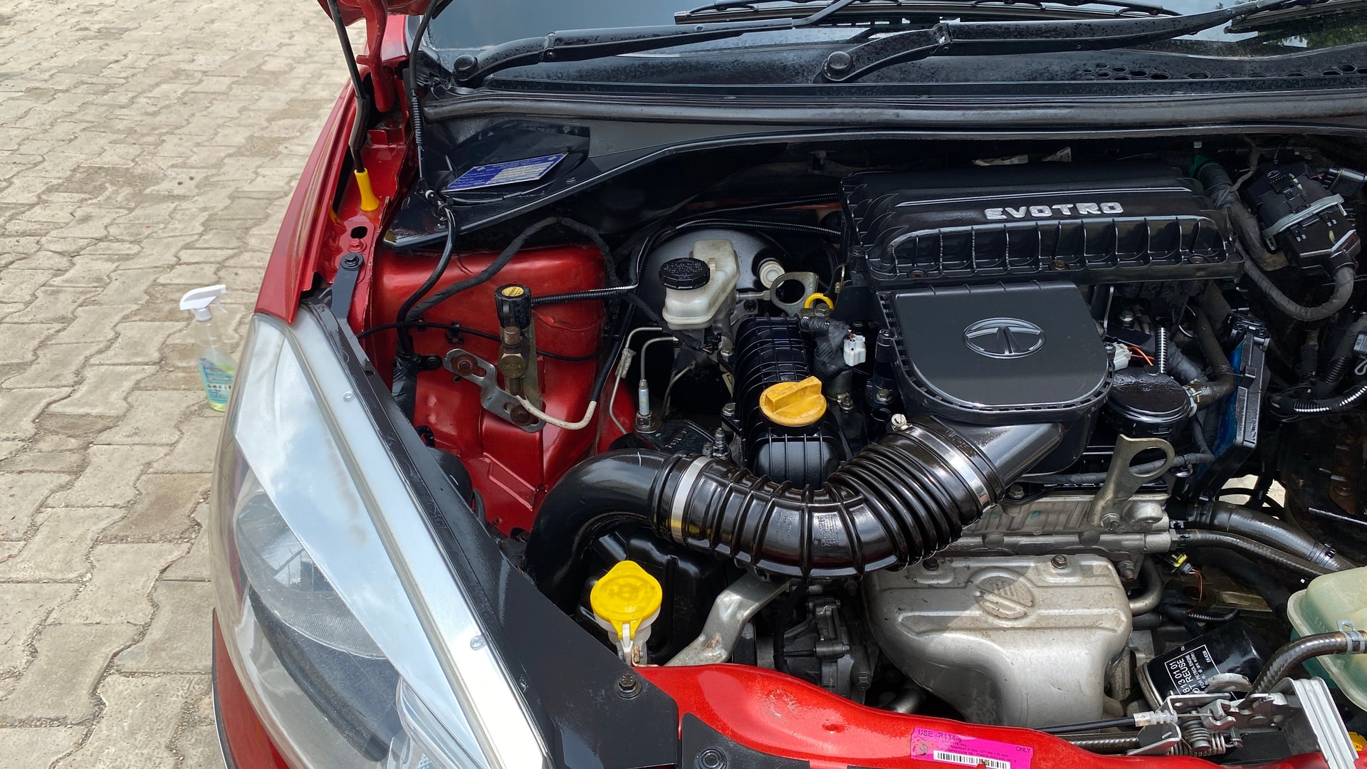 View 2018 Tata Tigor XE Diesel Image 27 Used 2018 Tata Tigor XE Diesel Image 27