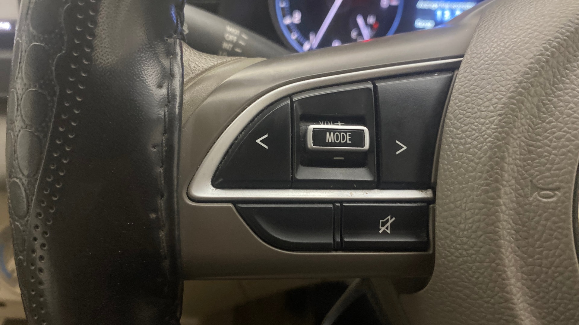 View 2024 Maruti Suzuki 1000 Base Variant Image 3 Used 2024 Maruti Suzuki 1000 Base Variant Image 3