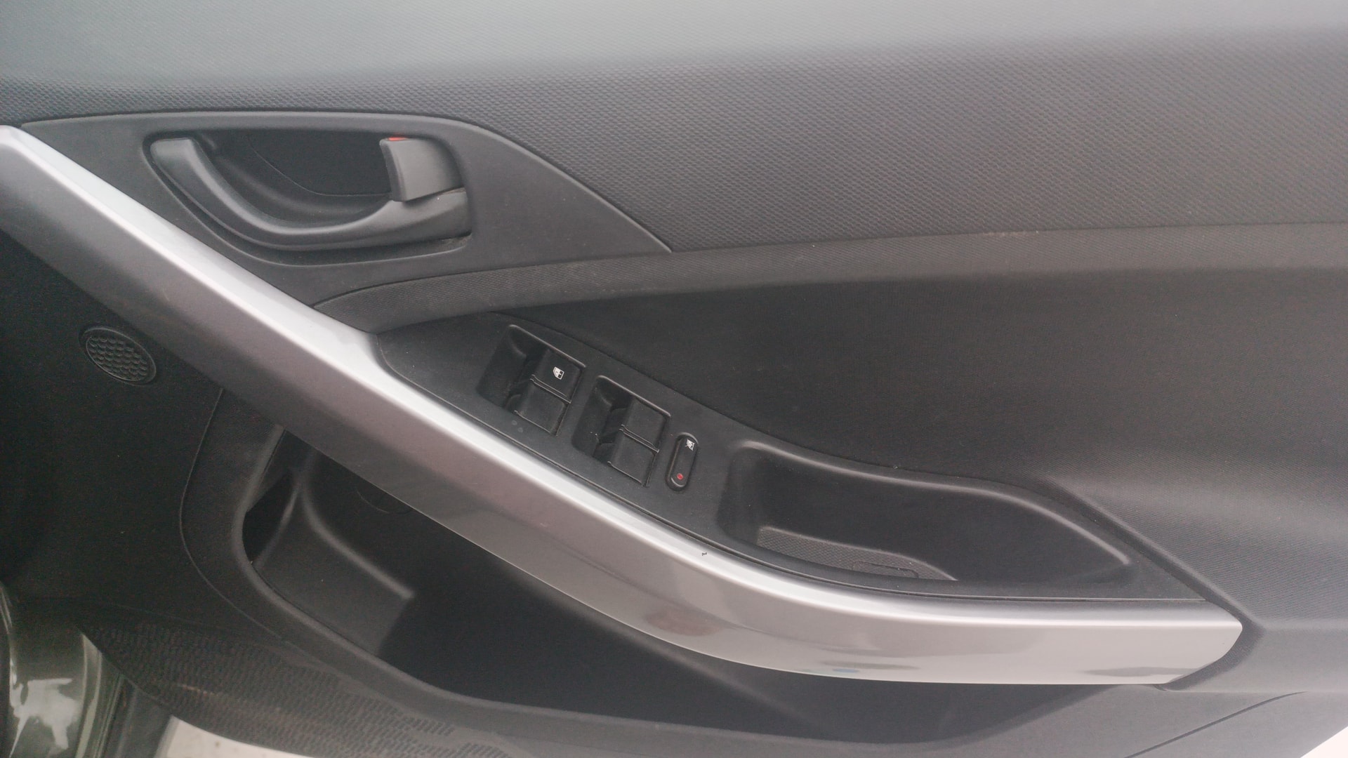 View 2022 Tata Nexon Revotron XM Image 33 Used 2022 Tata Nexon Revotron XM Image 33