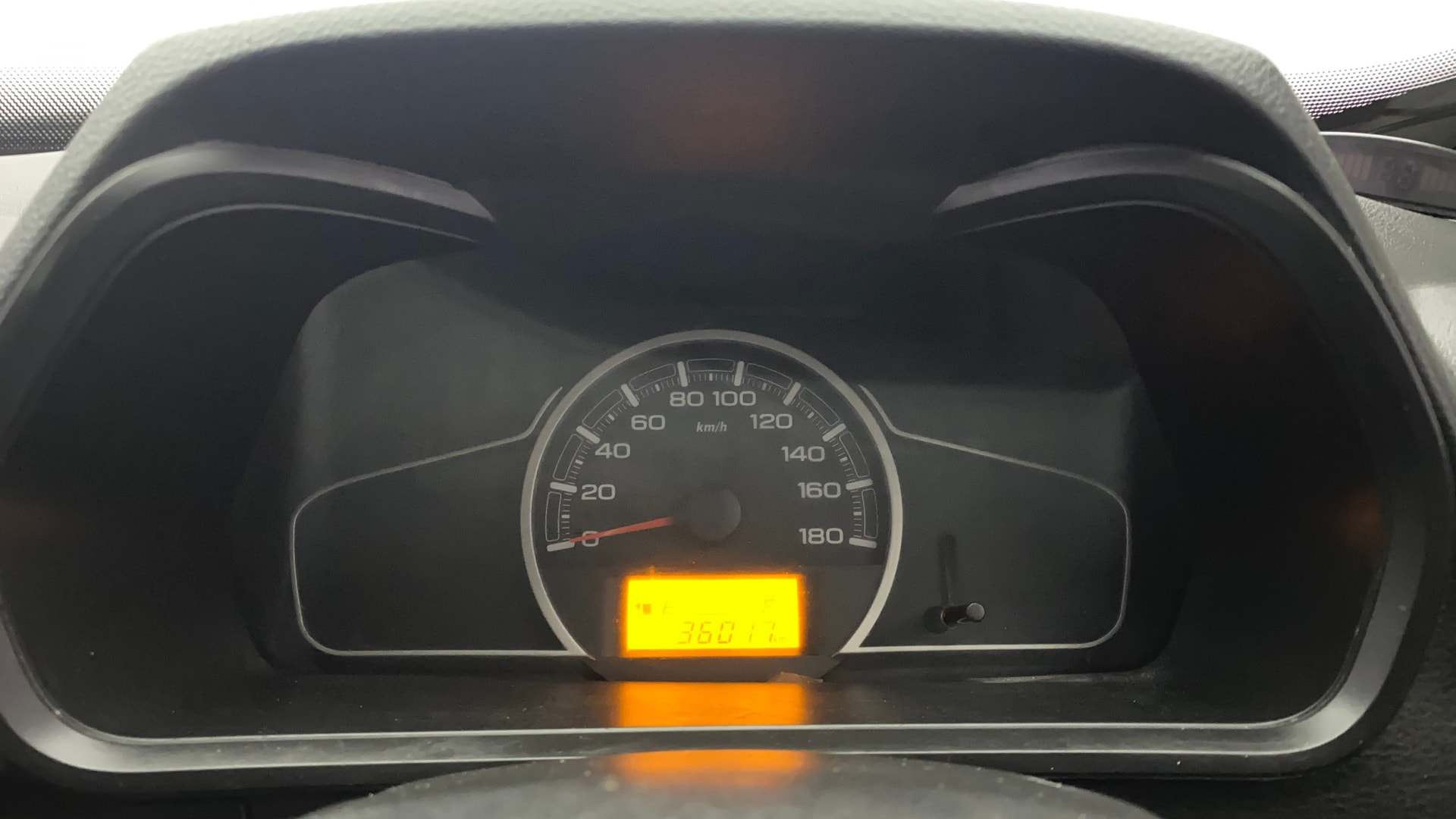 View 2022 Maruti Suzuki 1000 Base Variant Image 33 Used 2022 Maruti Suzuki 1000 Base Variant Image 33