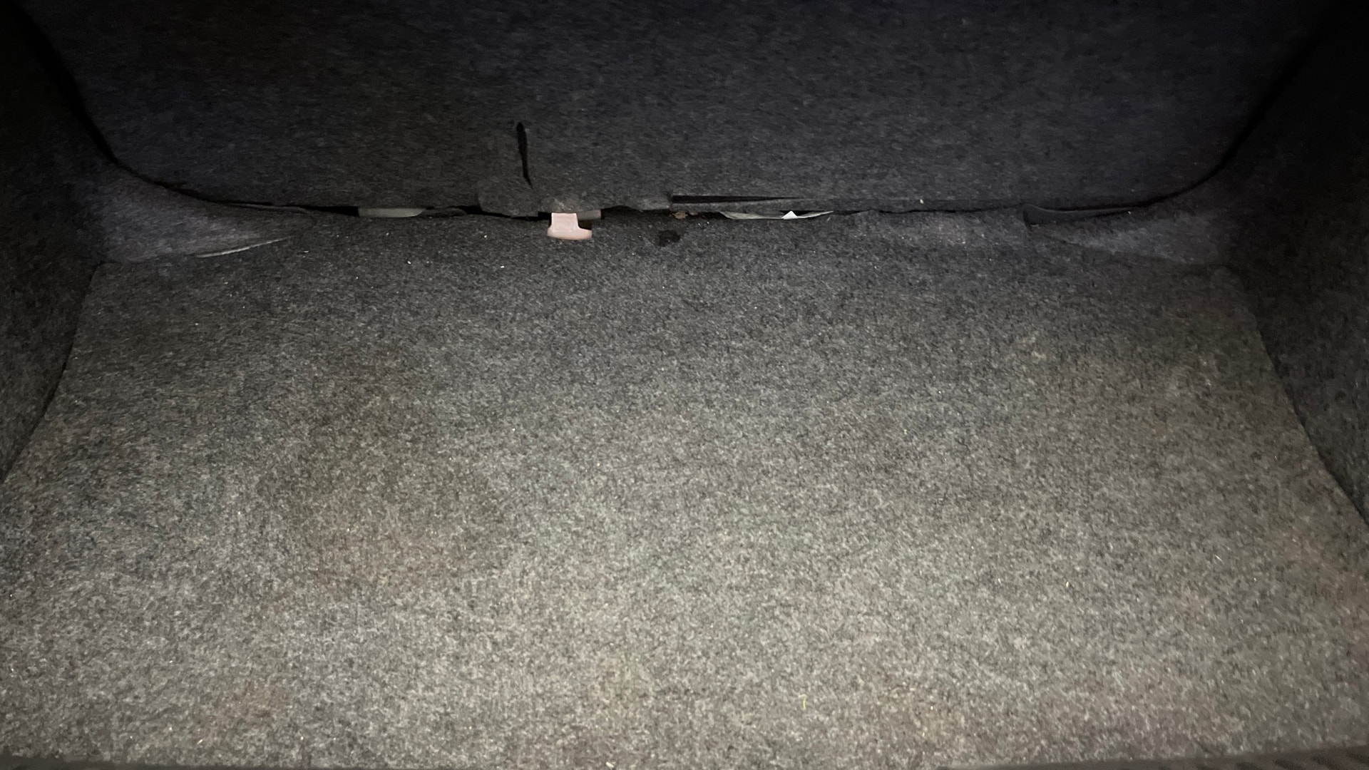 View 2015 Volkswagen Cross Polo 1.2 MPI Petrol Image 10 Used 2015 Volkswagen Cross Polo 1.2 MPI Petrol Image 10
