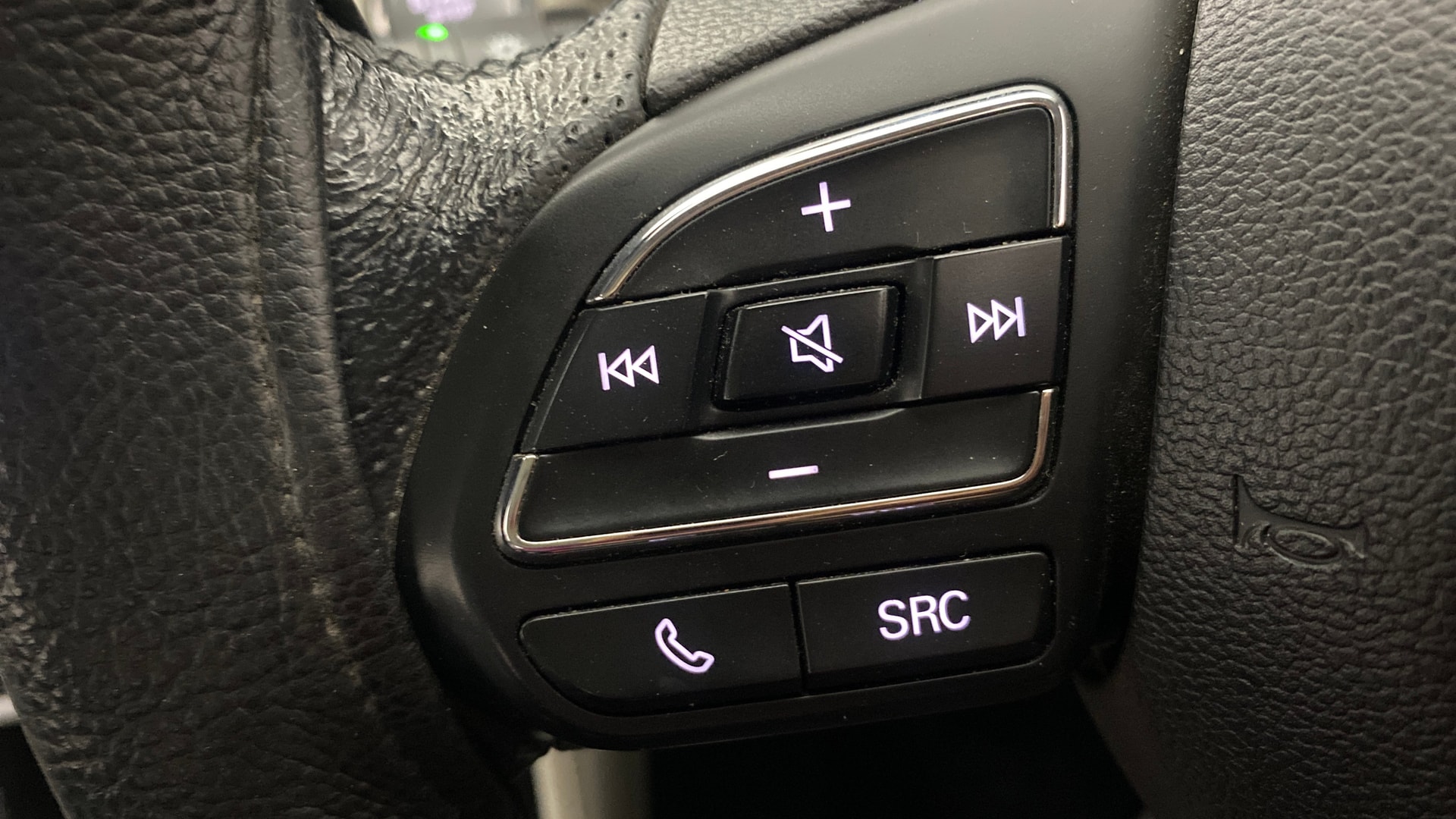 View 2023 MG Astor Sharp 1.5 CVT Image 3 Used 2023 MG Astor Sharp 1.5 CVT Image 3