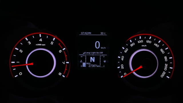 View Mahindra XUV300 Image 37 Used Mahindra XUV300 Image 37