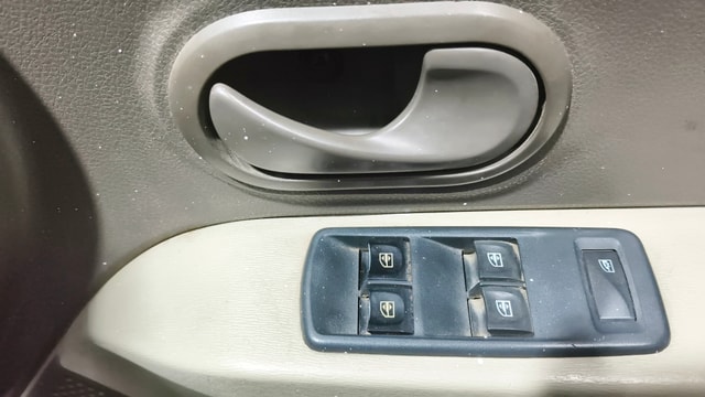 View Renault Lodgy Image 34 Used Renault Lodgy Image 34