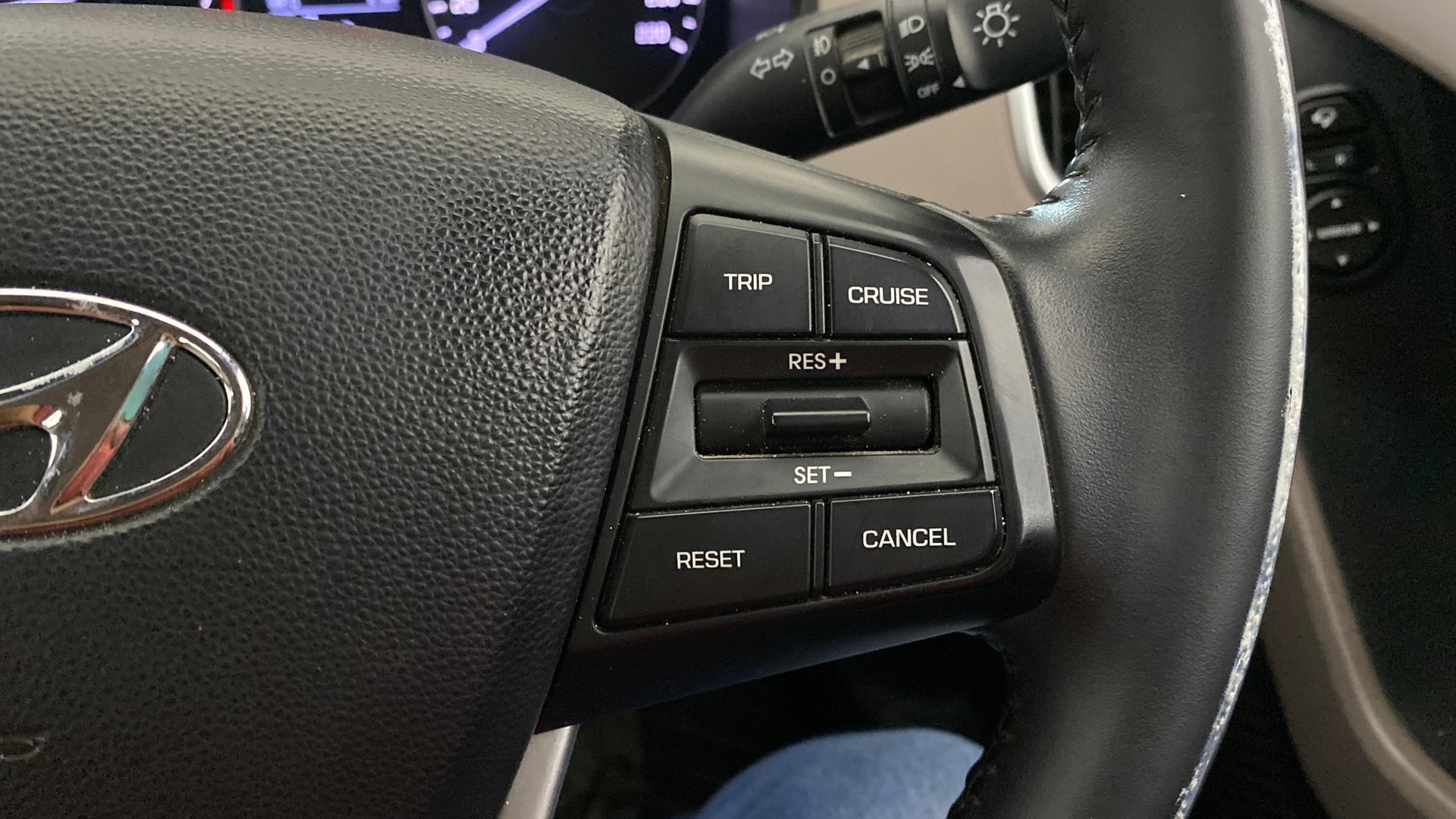 View 2019 Hyundai Creta SX 1.6 Petrol Image 3 Used 2019 Hyundai Creta SX 1.6 Petrol Image 3
