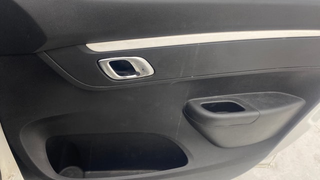 View Renault Kwid Image 37 Used Renault Kwid Image 37