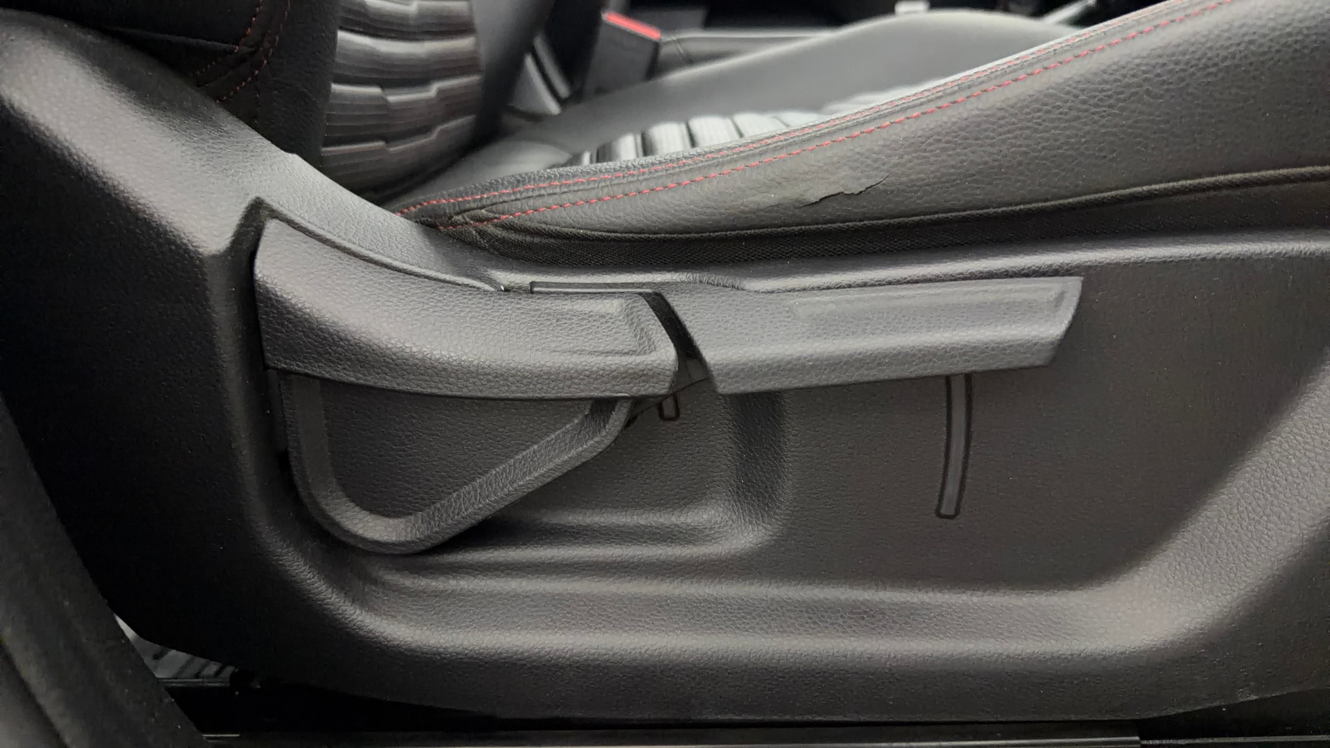 View 2020 Kia Sonet GTX Plus DCT Petrol Image 19 Used 2020 Kia Sonet GTX Plus DCT Petrol Image 19