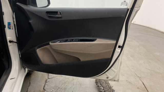 View Hyundai Grand i10 Image 32 Used Hyundai Grand i10 Image 32