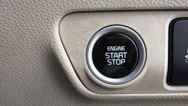View Kia Carens Image 36 Used Kia Carens Image 36