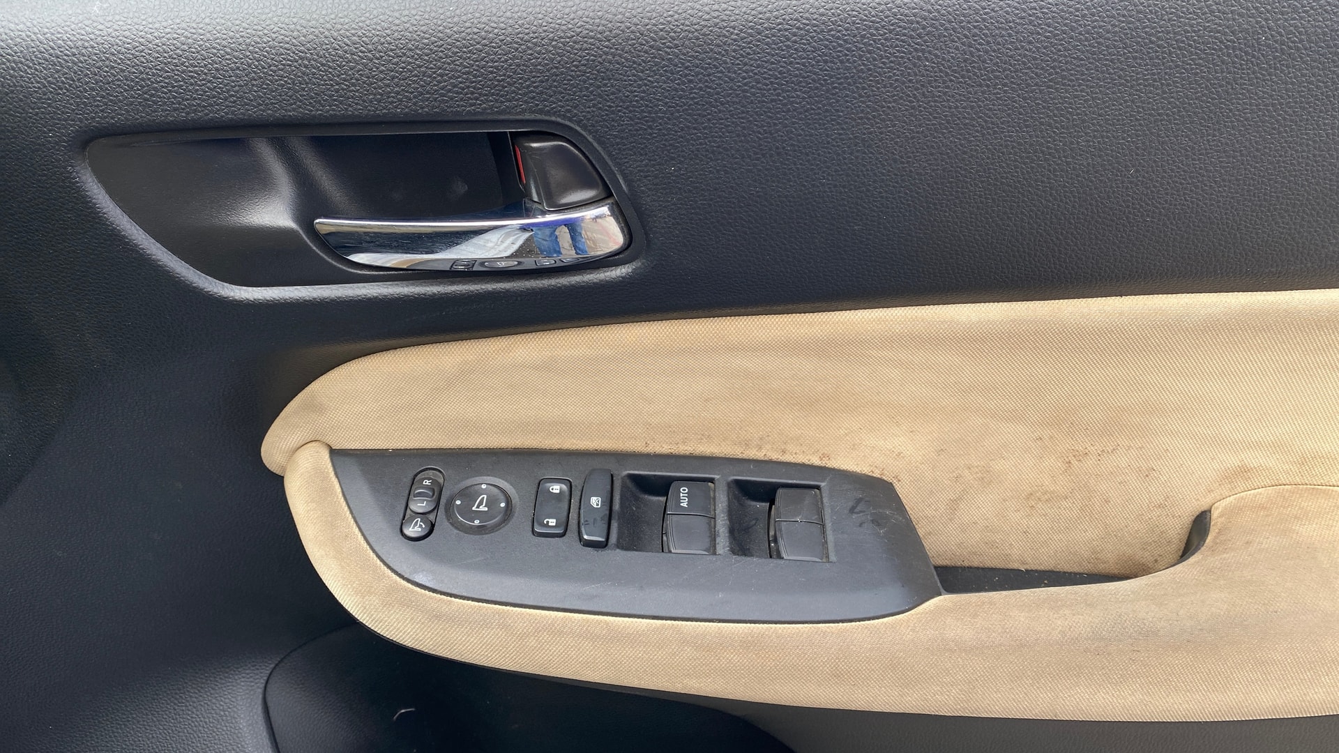 View 2022 Honda City ZX MT Diesel Anniversary Edition Image 35 Used 2022 Honda City ZX MT Diesel Anniversary Edition Image 35