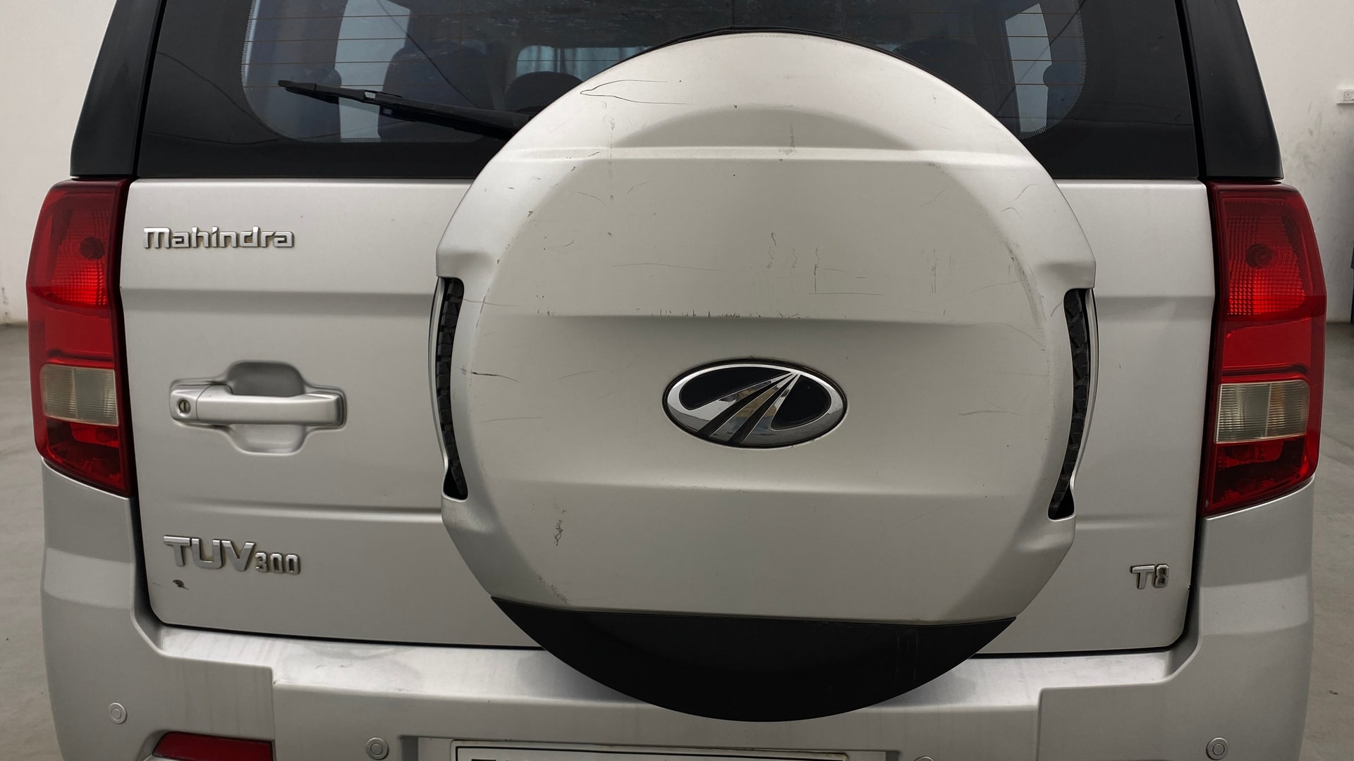 Used 2016 Mahindra TUV300 Used 2016 Mahindra TUV300