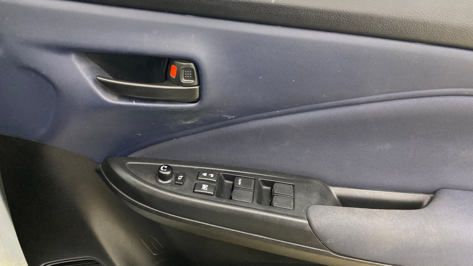 View 2024 Maruti Suzuki 1000 Base Variant Image 33 Used 2024 Maruti Suzuki 1000 Base Variant Image 33