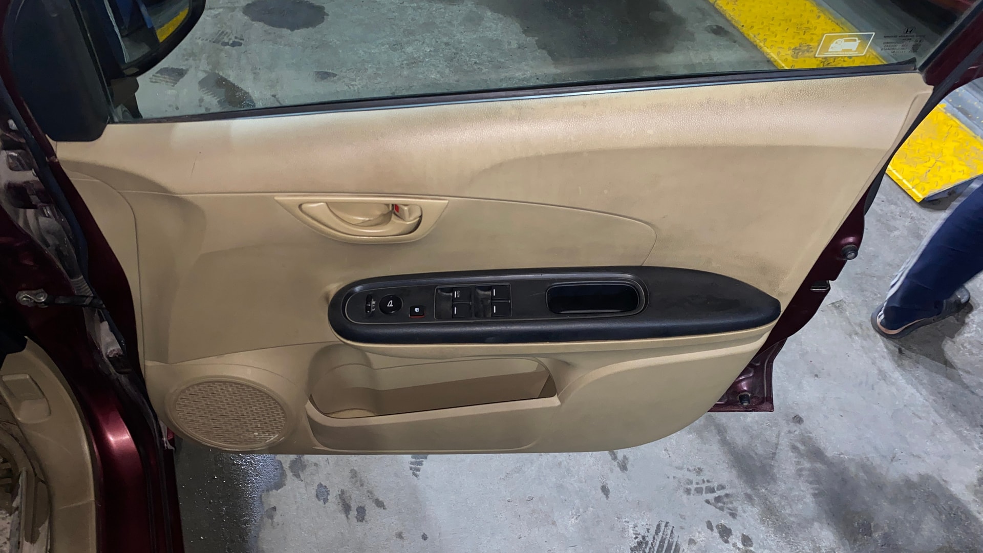 View 2017 Honda Amaze E MT Petrol BS IV Image 33 Used 2017 Honda Amaze E MT Petrol BS IV Image 33