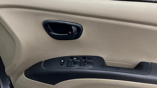 View Hyundai i10 Image 32 Used Hyundai i10 Image 32