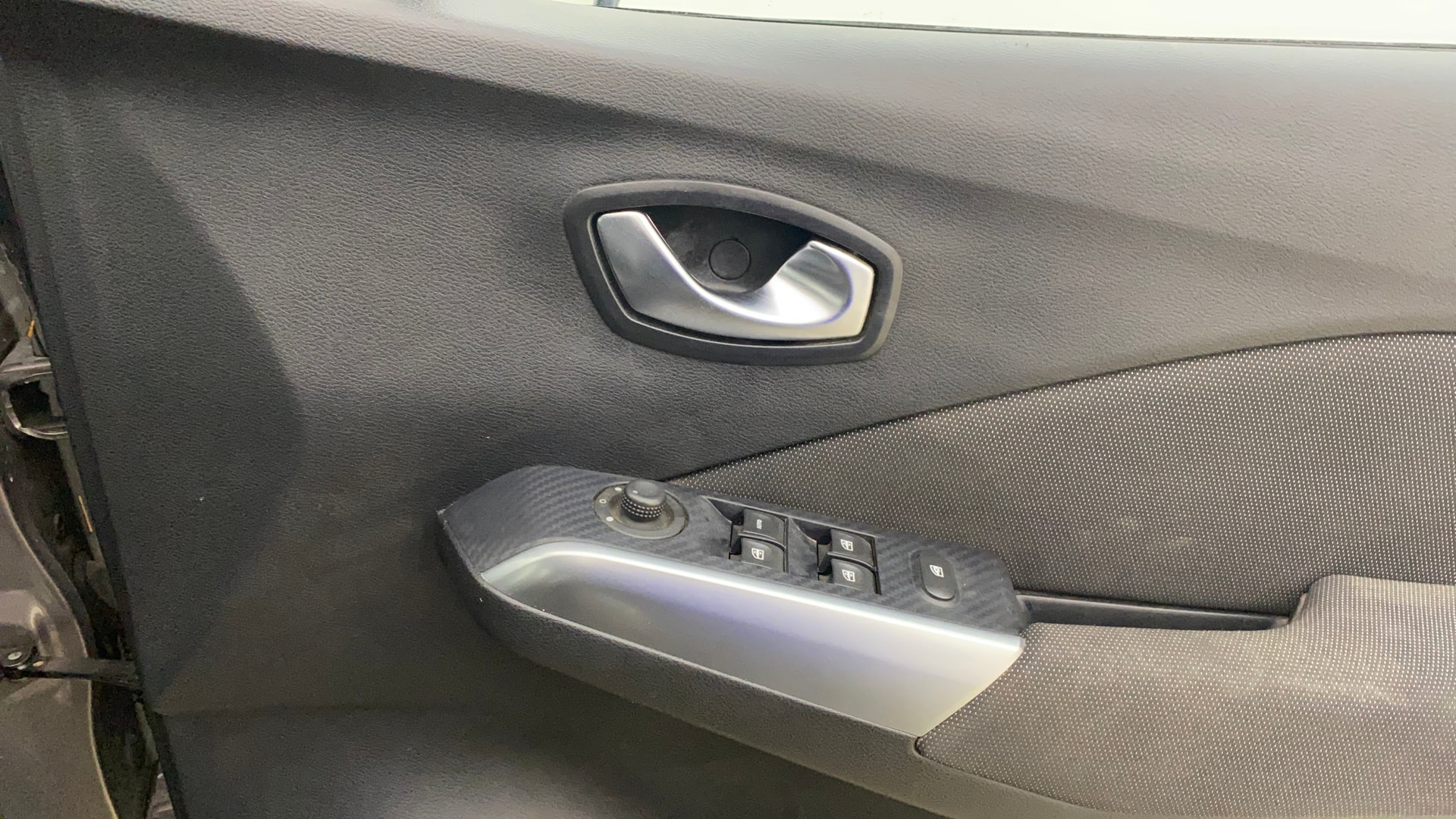View 2021 Nissan Kicks 1.3 Turbo XV CVT Image 32 Used 2021 Nissan Kicks 1.3 Turbo XV CVT Image 32