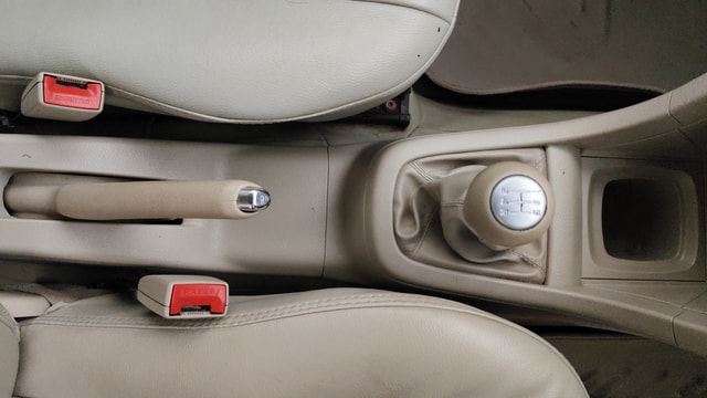 View Maruti Suzuki 1000 Image 39 Used Maruti Suzuki 1000 Image 39